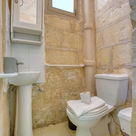 The Delimara Lighthouse - A Unique, Cultural By 360 Estates Lejlighed