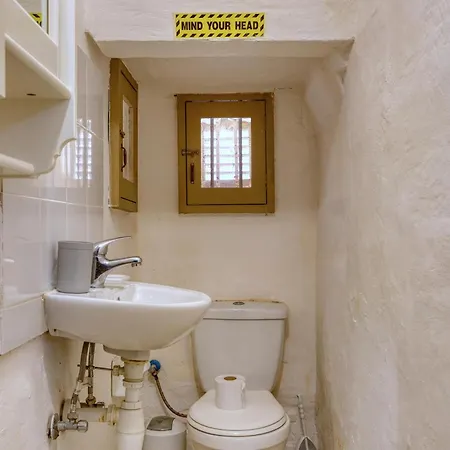 The Delimara Lighthouse - A Unique, Cultural By 360 Estates Lejlighed *