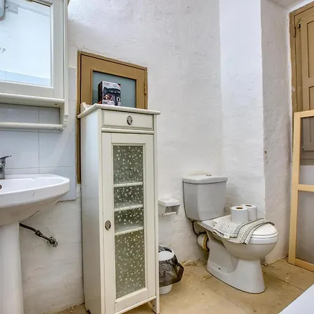 The Delimara Lighthouse - A Unique, Cultural By 360 Estates *