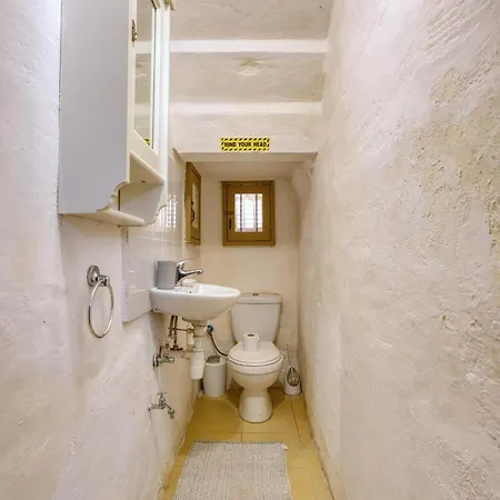 The Delimara Lighthouse - A Unique, Cultural By 360 Estates Apartment *