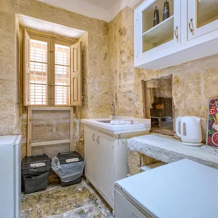 Apartment The Delimara Lighthouse - A Unique, Cultural By 360 Estates Marsaxlokk