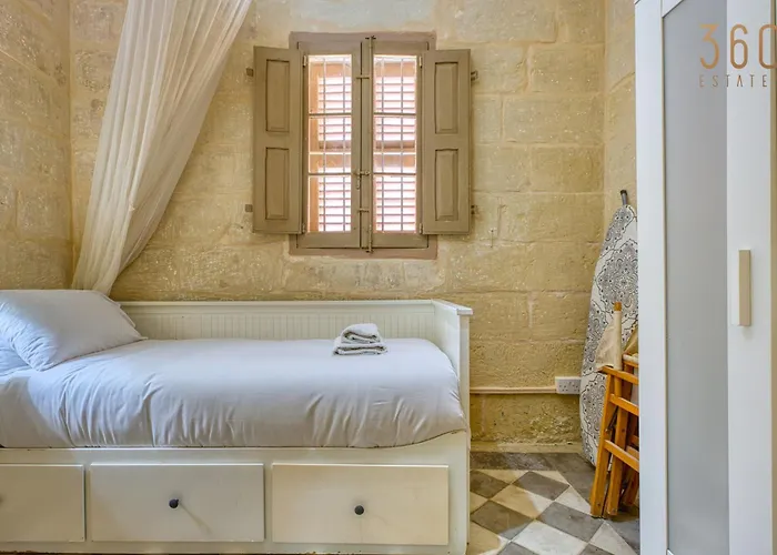 The Delimara Lighthouse - A Unique, Cultural By 360 Estates