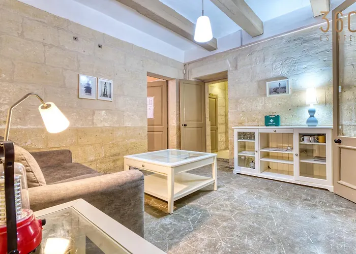 Apartament The Delimara Lighthouse - A Unique, Cultural By 360 Estates Marsaxlokk
