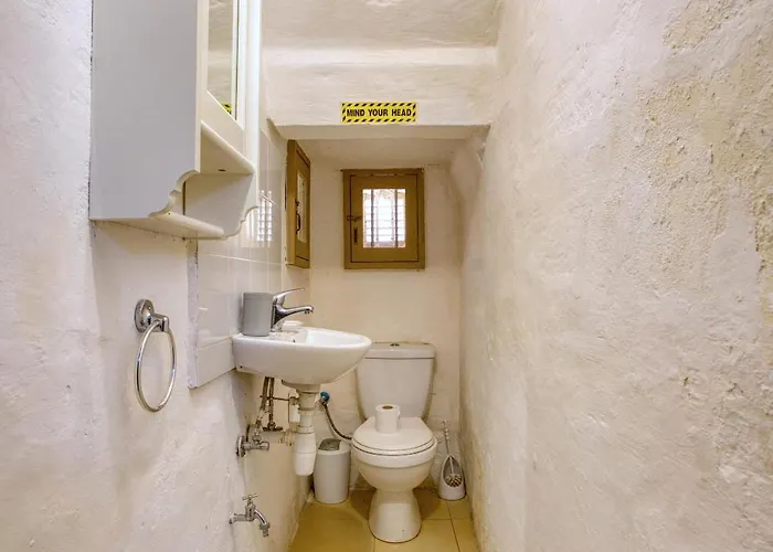 The Delimara Lighthouse - A Unique, Cultural By 360 Estates Apartament *