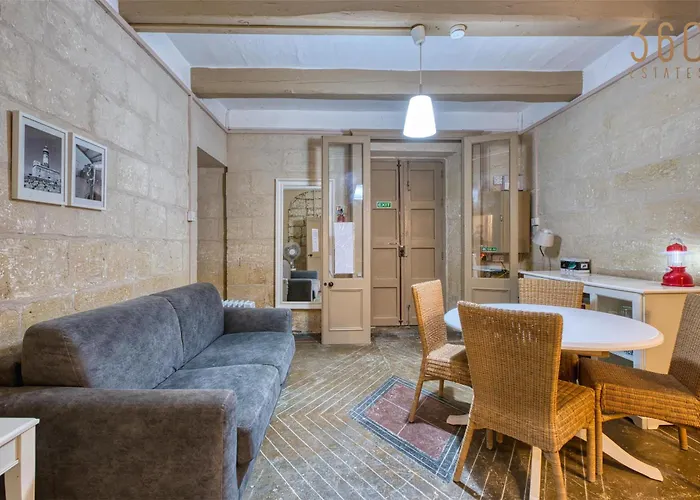 Apartament The Delimara Lighthouse - A Unique, Cultural By 360 Estates